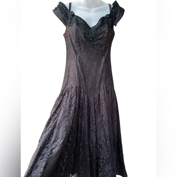 Paris Sport Club Dresses & Skirts - Paris sport club 1990’s black lace special Occassion dress size 9 Vgt